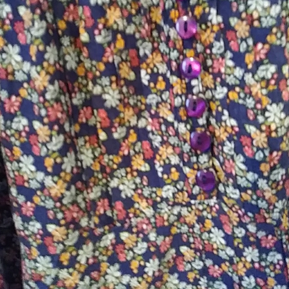 Top - Picture 3 of 3